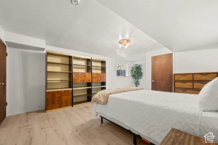 1398 W Hawksbill Dr, Salt Lake City, Utah 84123
