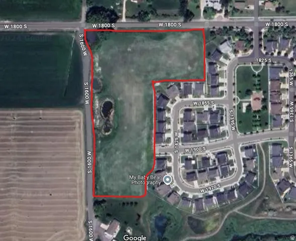 Survey Map. Depicting the boundaries and surrounding infrastructure of the property