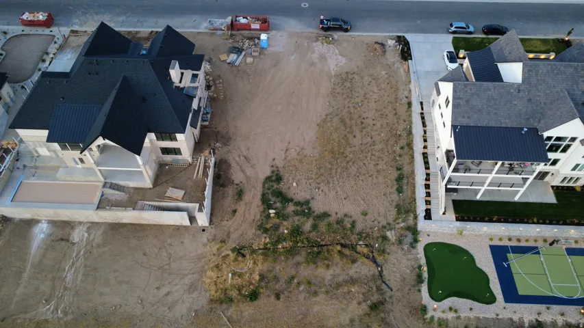 Expansive undeveloped land parcel offering significant build potential