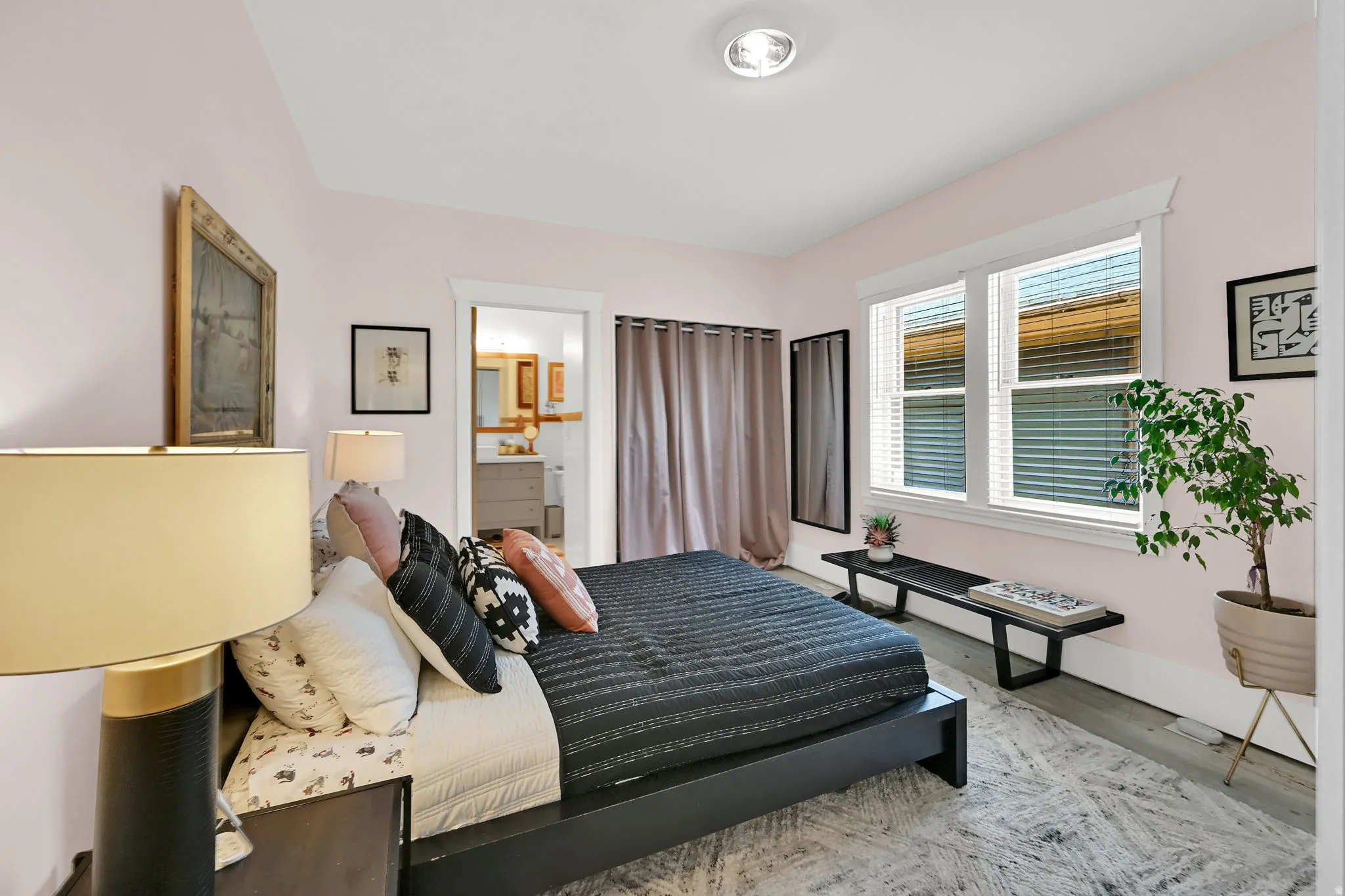 Primary bedroom with 3/4 ensuite bathroom