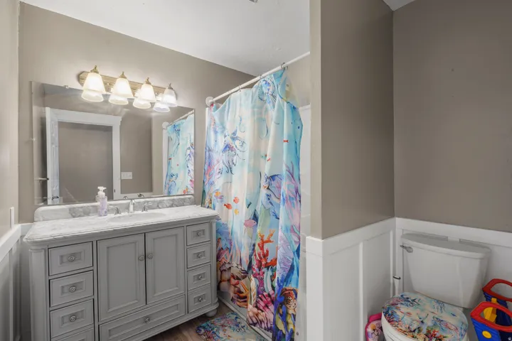 Main Bathroom