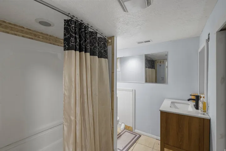 90 W 400 N, Millville, Utah 84326