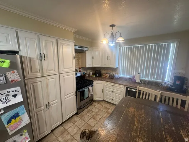 118 Shuman St, East Carbon, Utah 84520