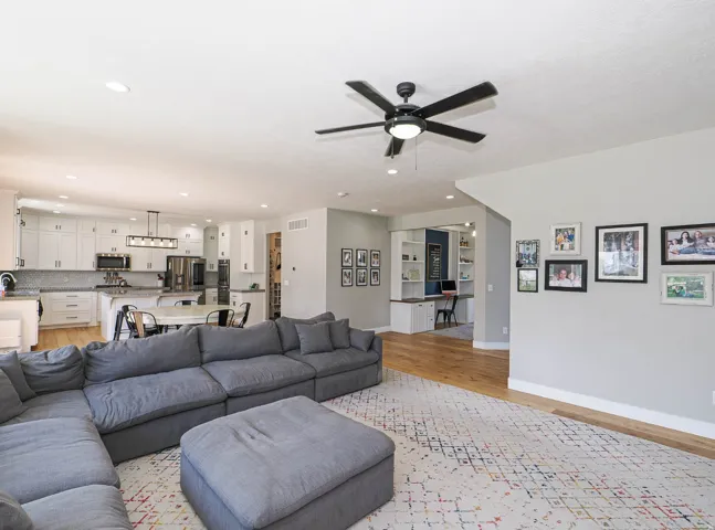 Great room with lots of light