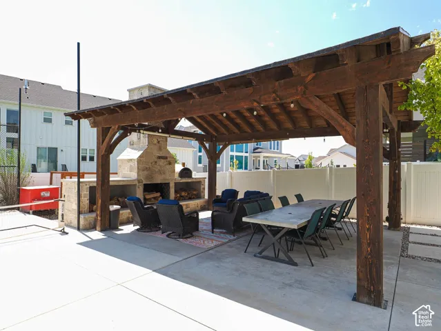 Stay cool in the shade even on a hot day under this pavilion