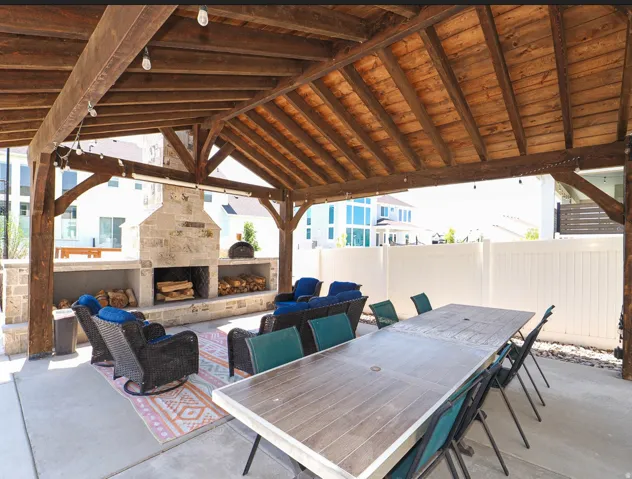 Movie screen is attached to the pergola so that you can watch movies outside