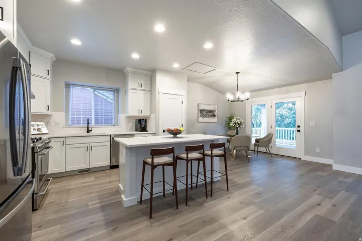 1501 Rocky Mountain Way, Francis, Utah 84036