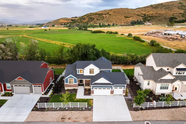 1501 Rocky Mountain Way, Francis, Utah 84036