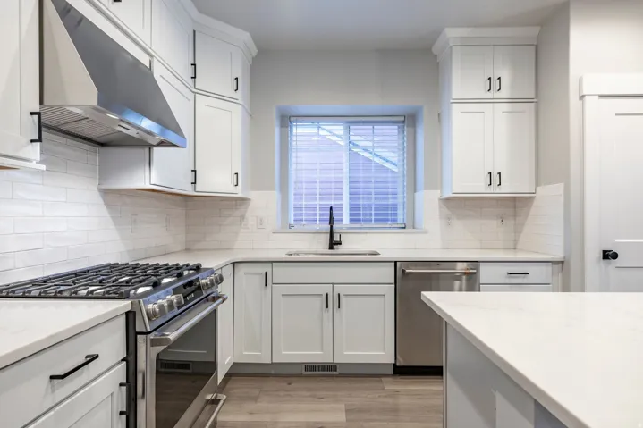 1501 Rocky Mountain Way, Francis, Utah 84036