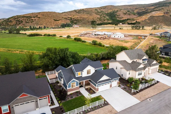1501 Rocky Mountain Way, Francis, Utah 84036