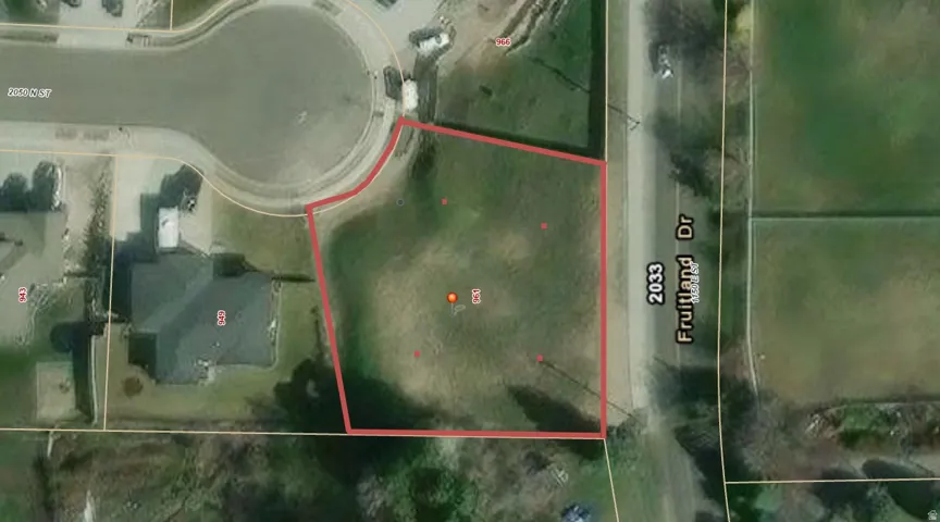 Property Boundary Map. Illustrating the property's perimeter and surrounding infrastructure