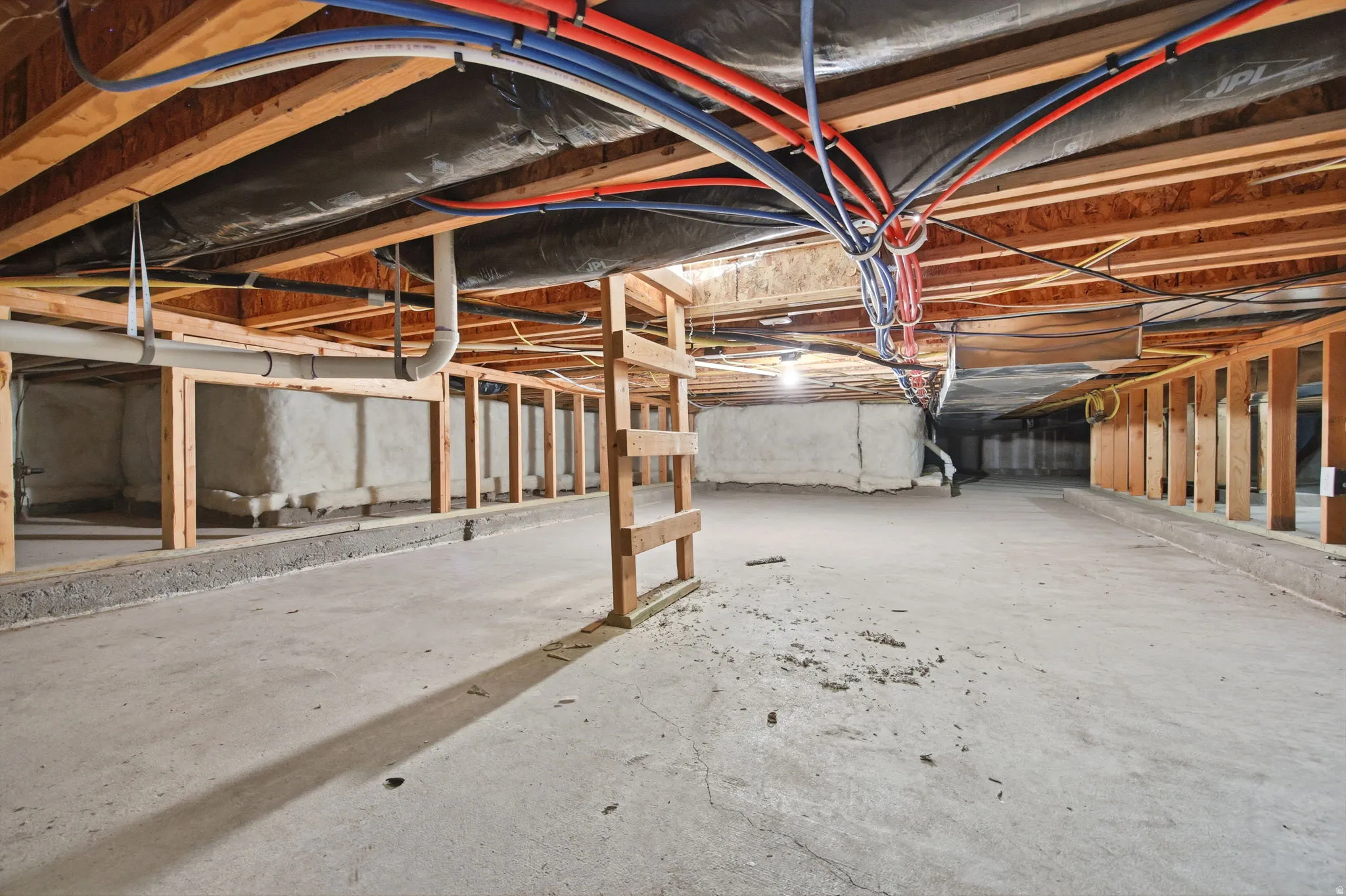 Unfinished crawlspace