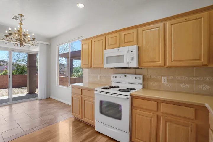 2196 N Silverstone Way, Washington, Utah 84780