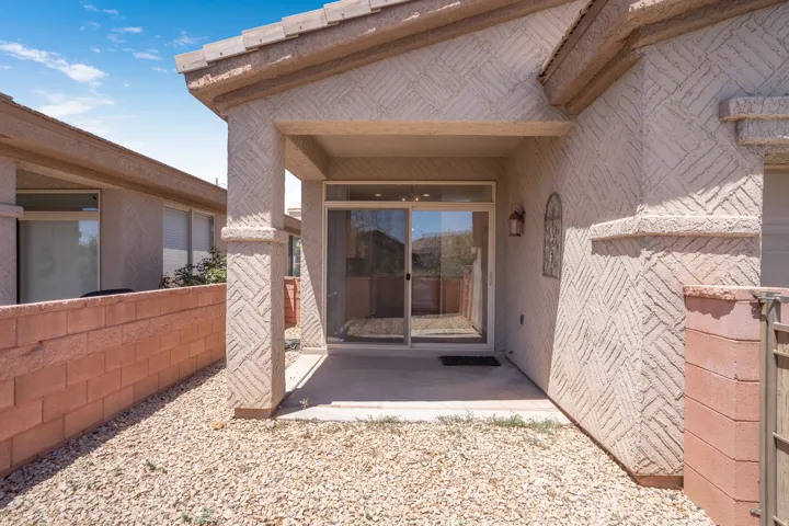 2196 N Silverstone Way, Washington, Utah 84780