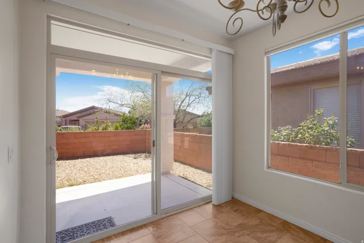 2196 N Silverstone Way, Washington, Utah 84780
