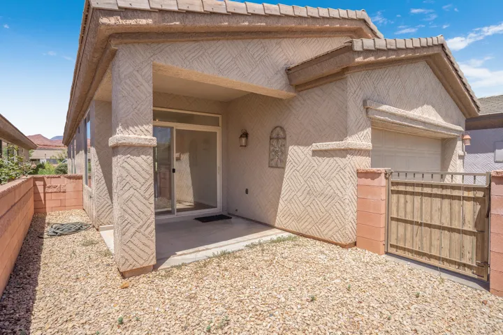 2196 N Silverstone Way, Washington, Utah 84780