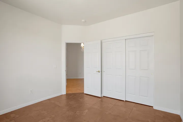 2196 N Silverstone Way, Washington, Utah 84780