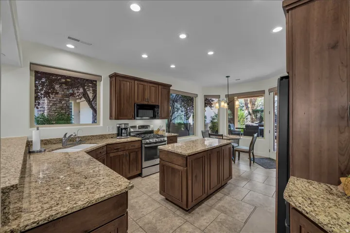 2240 E Cobalt Dr #9, St. George, Utah 84790