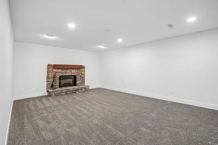 5058 S 2600 W, Roy, Utah 84067