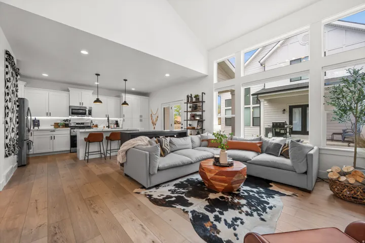 6799 S Sunrock Cv, Midvale, Utah 84047
