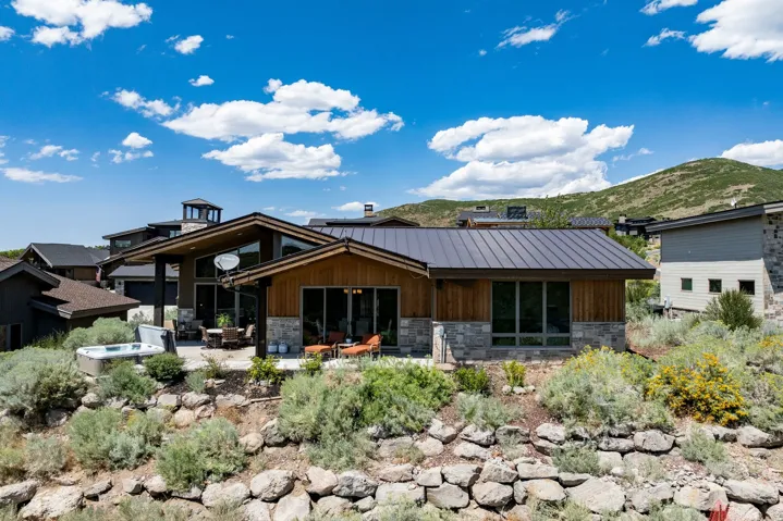 1222 E Black Hawk Way, Hideout, Utah 84036