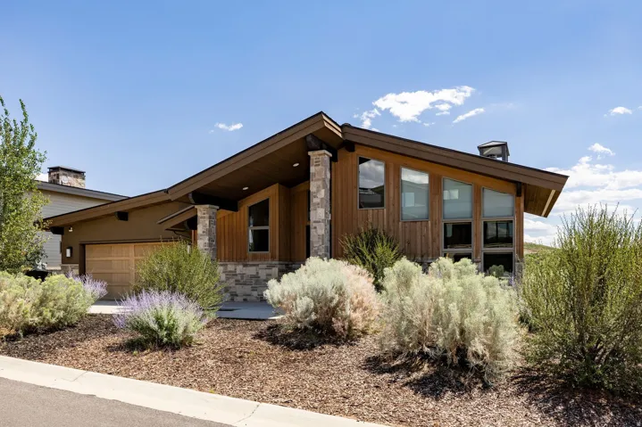 1222 E Black Hawk Way, Hideout, Utah 84036