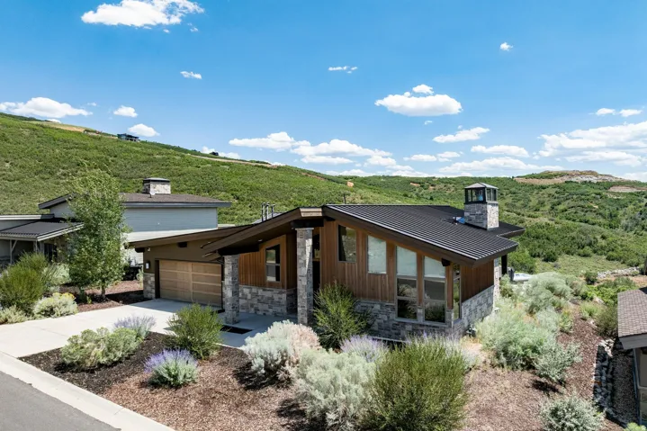 1222 E Black Hawk Way, Hideout, Utah 84036