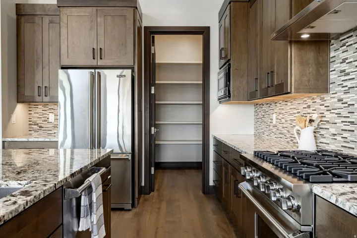 1222 E Black Hawk Way, Hideout, Utah 84036