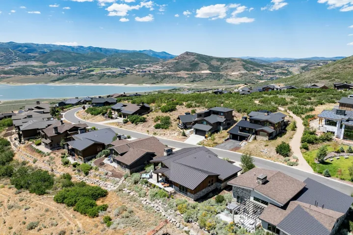 1222 E Black Hawk Way, Hideout, Utah 84036