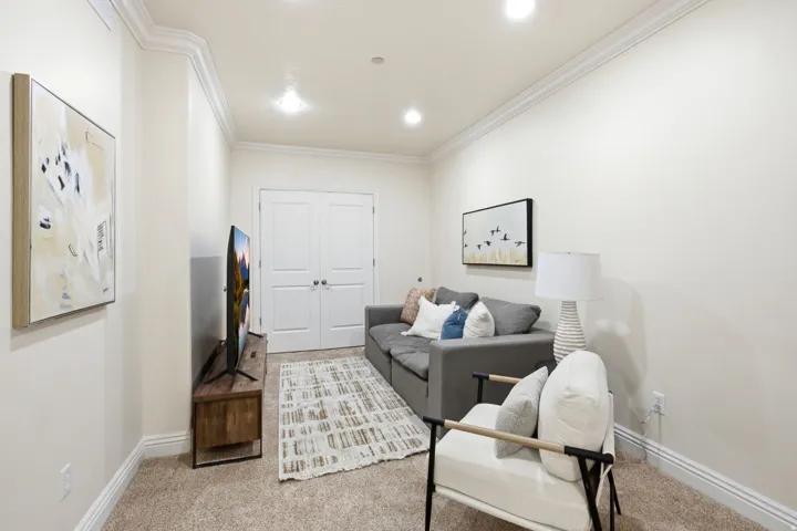 2665 E Parleys Way #116, Salt Lake City, Utah 84109