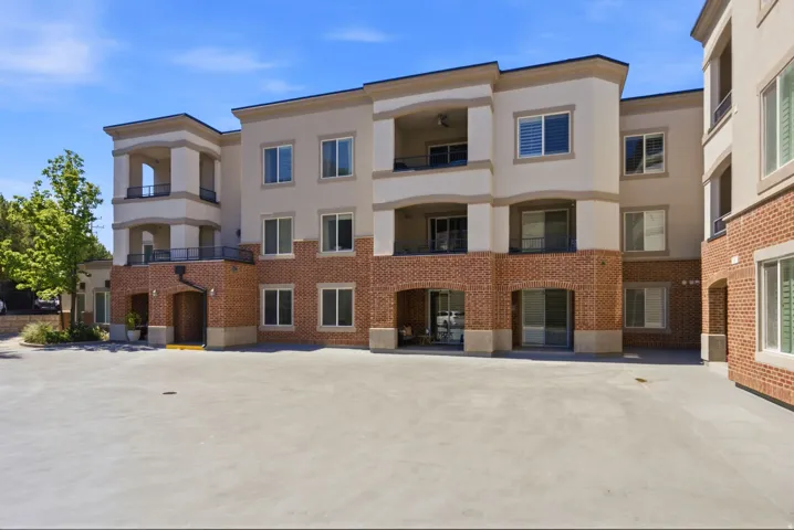 2665 E Parleys Way #116, Salt Lake City, Utah 84109