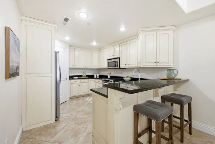 2665 E Parleys Way #116, Salt Lake City, Utah 84109