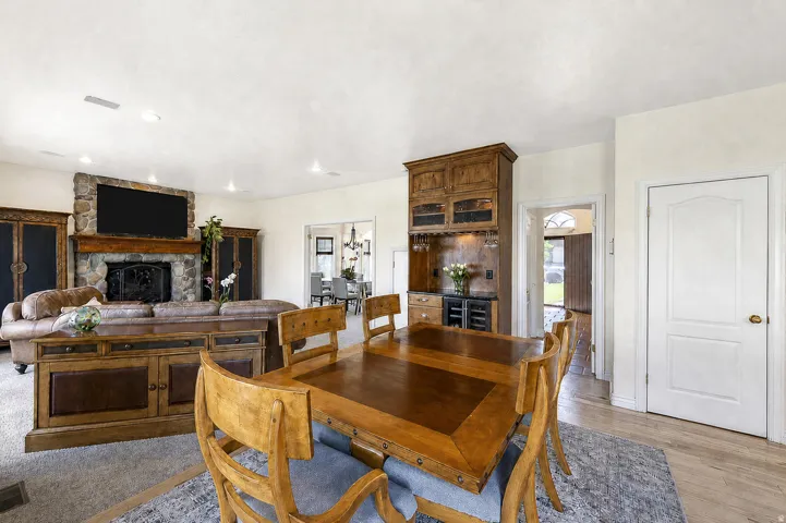 31 N Eaglewood Dr, North Salt Lake, Utah 84054