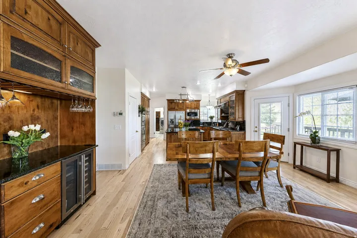 31 N Eaglewood Dr, North Salt Lake, Utah 84054