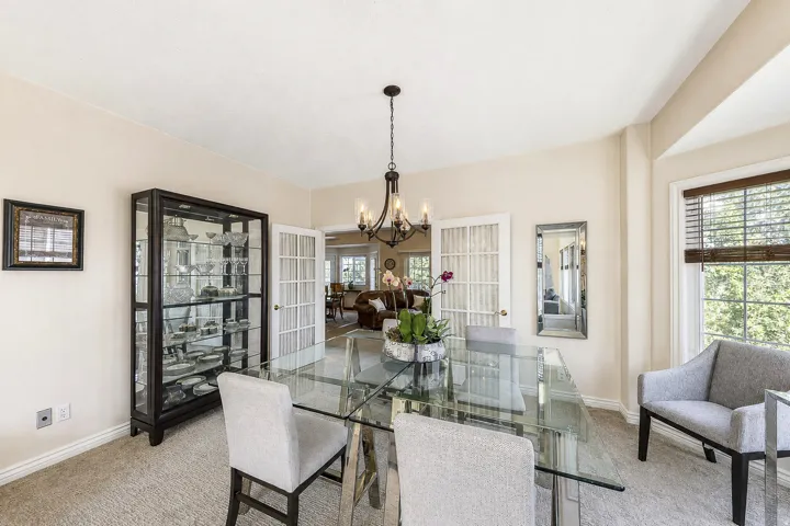 31 N Eaglewood Dr, North Salt Lake, Utah 84054