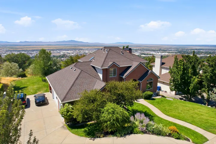 31 N Eaglewood Dr, North Salt Lake, Utah 84054