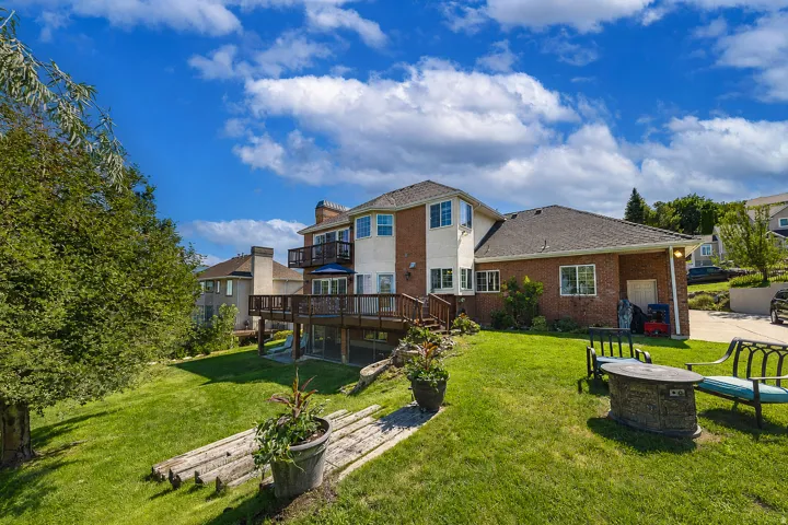 31 N Eaglewood Dr, North Salt Lake, Utah 84054