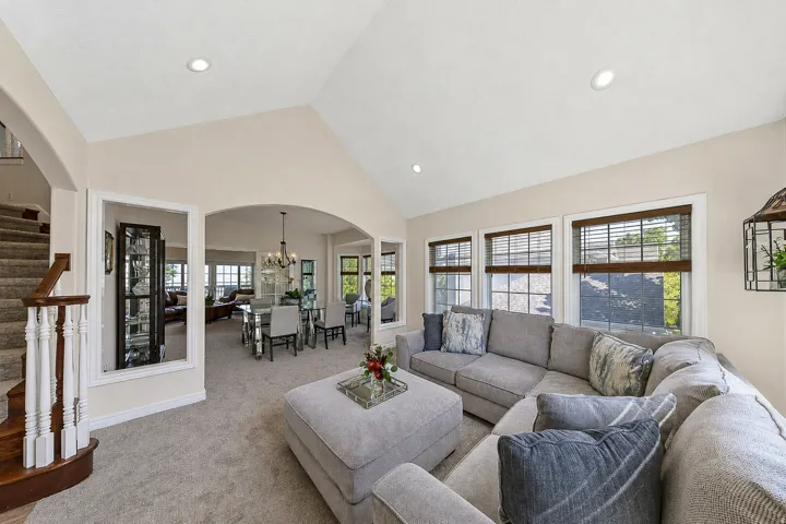 31 N Eaglewood Dr, North Salt Lake, Utah 84054