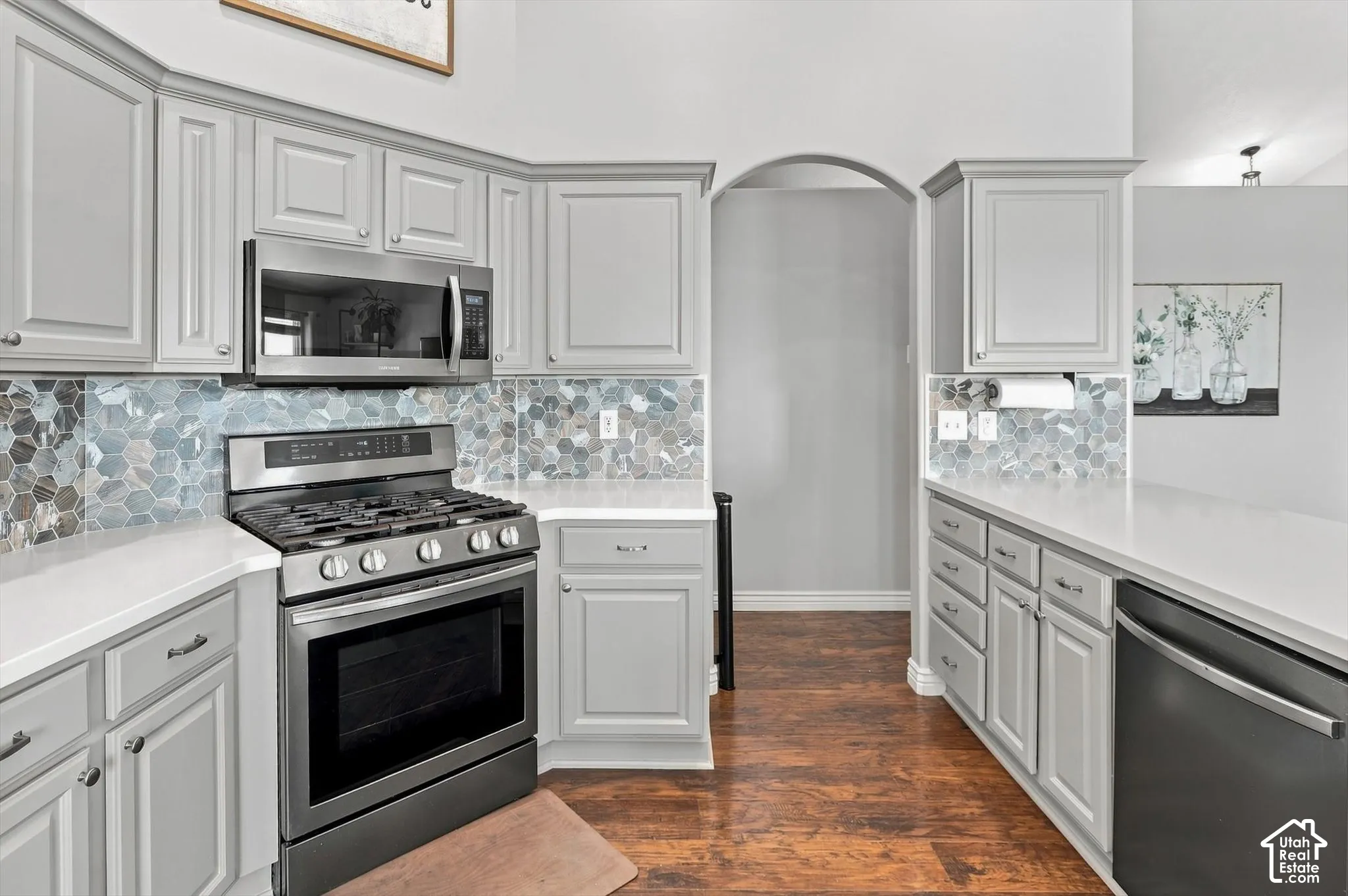 Elegant Kitchen with arched entry