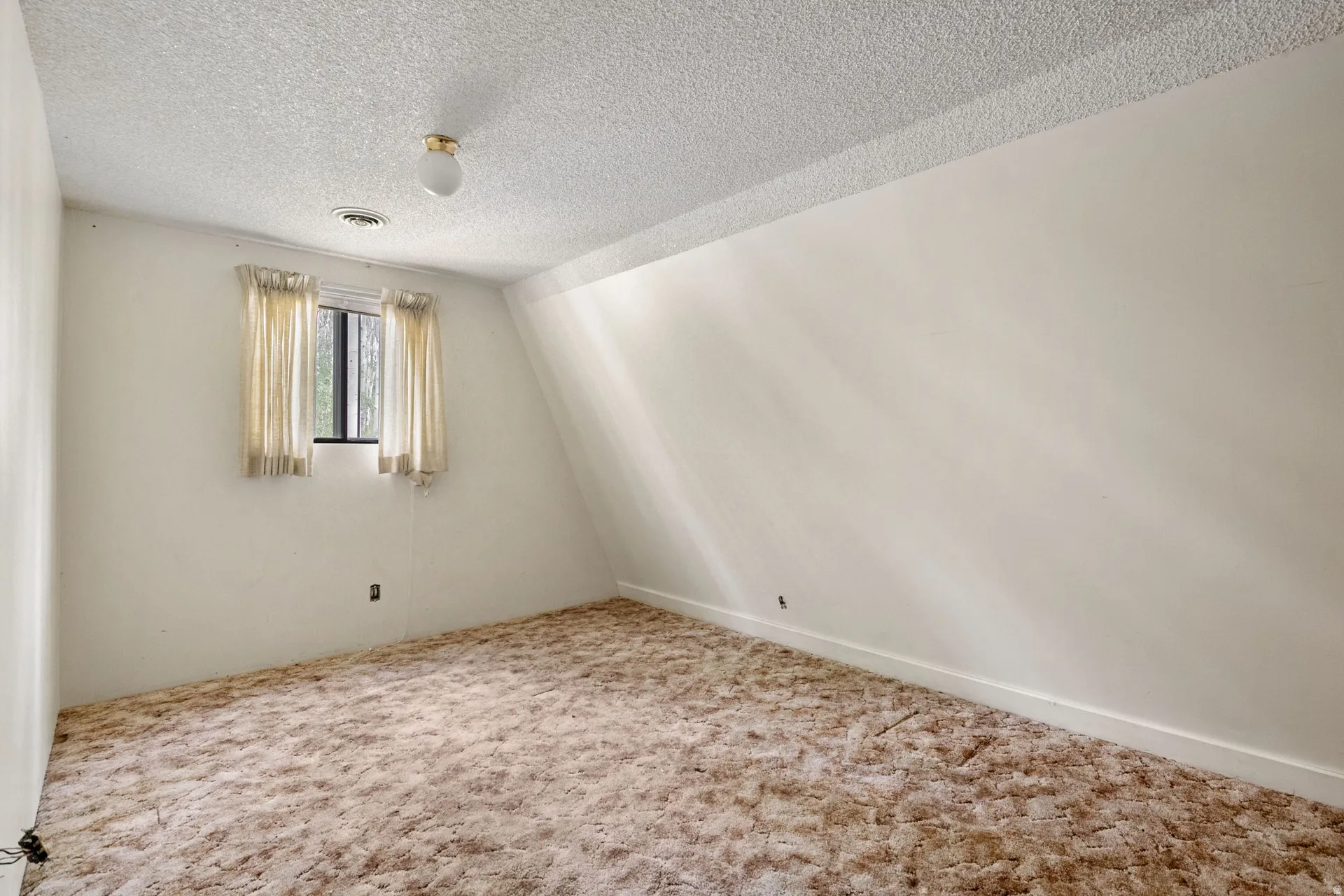 Bedroom 4 north west facing.
