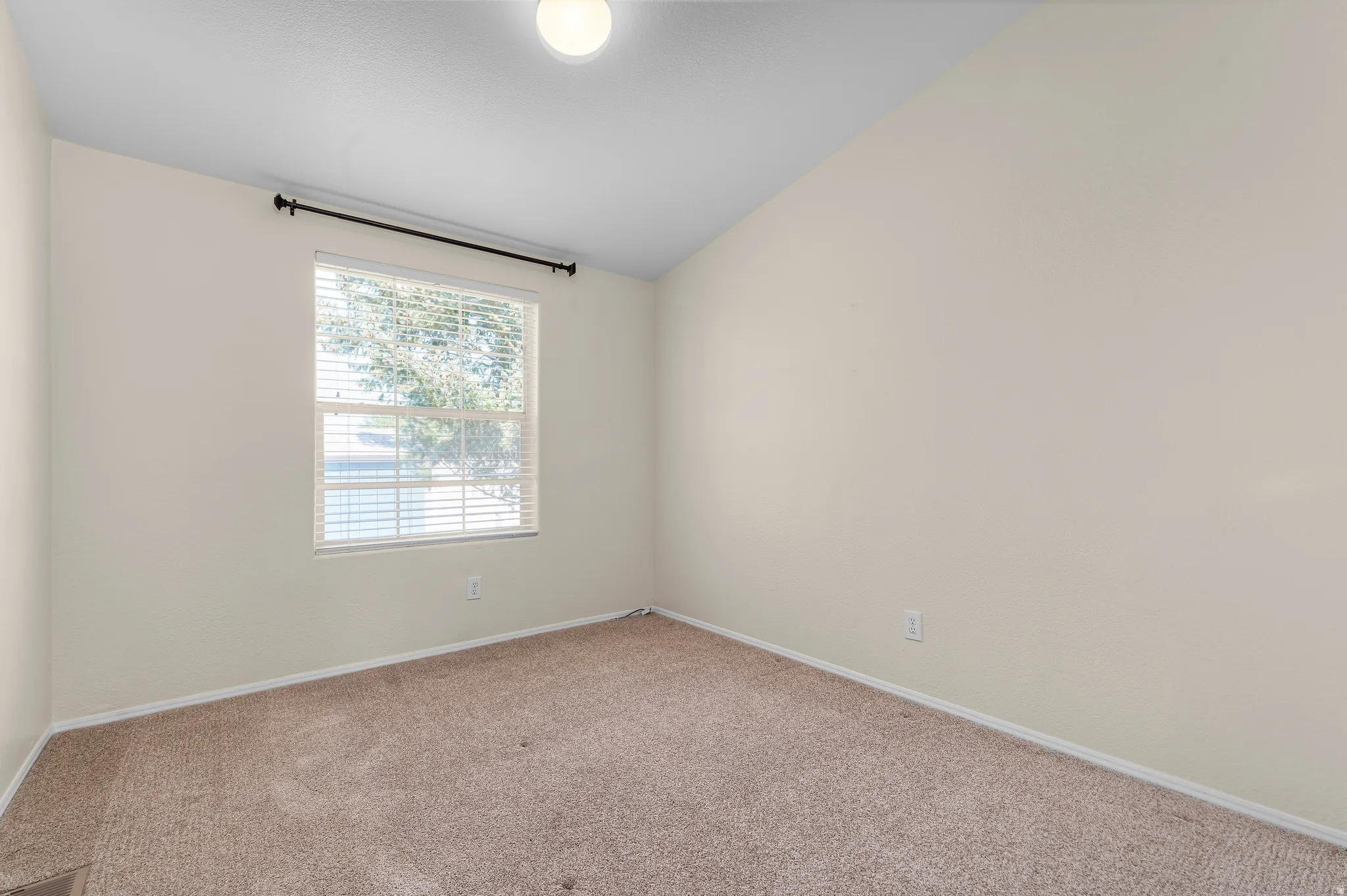 Neutral tone wall finishes