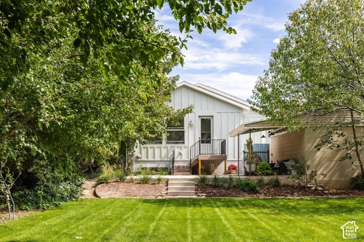 3704 S 2455 E, Salt Lake City, Utah 84109