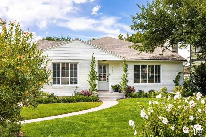 3704 S 2455 E, Salt Lake City, Utah 84109