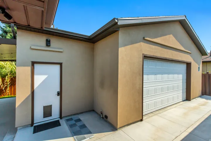 2463 E Arnett Dr, Millcreek, Utah 84109