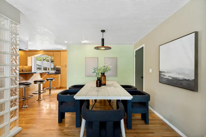 2463 E Arnett Dr, Millcreek, Utah 84109