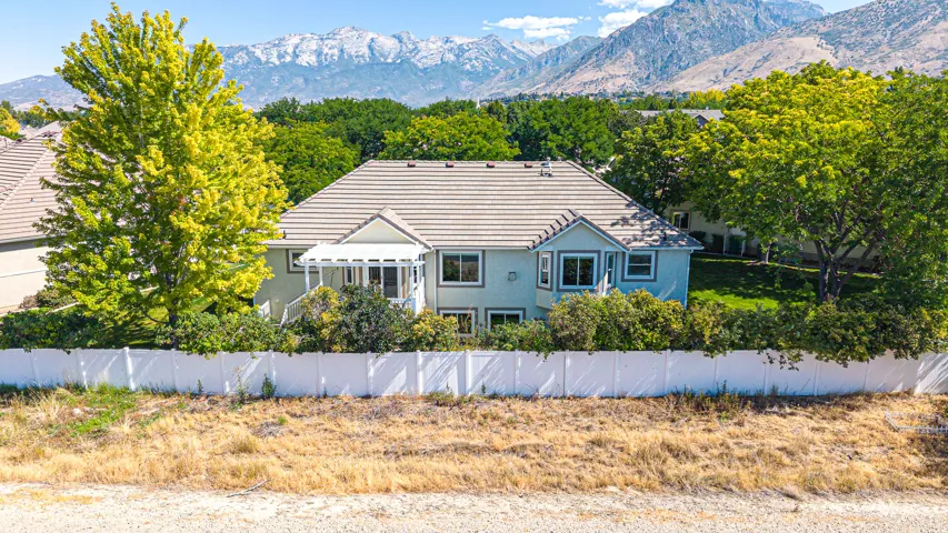 9579 N Apple Ct, Cedar Hills, Utah 84062