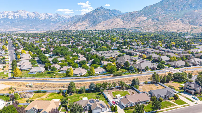 9579 N Apple Ct, Cedar Hills, Utah 84062
