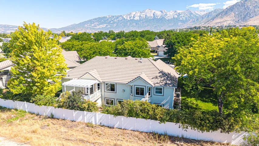 9579 N Apple Ct, Cedar Hills, Utah 84062