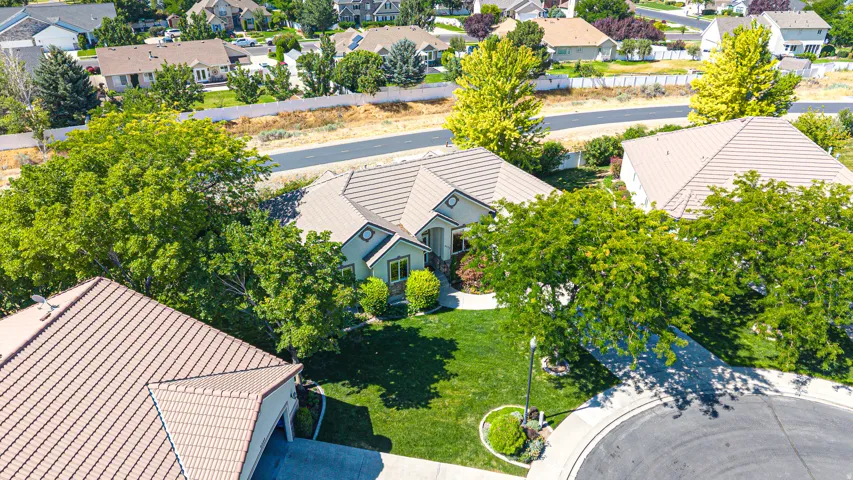 9579 N Apple Ct, Cedar Hills, Utah 84062