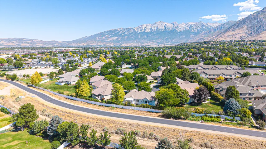9579 N Apple Ct, Cedar Hills, Utah 84062